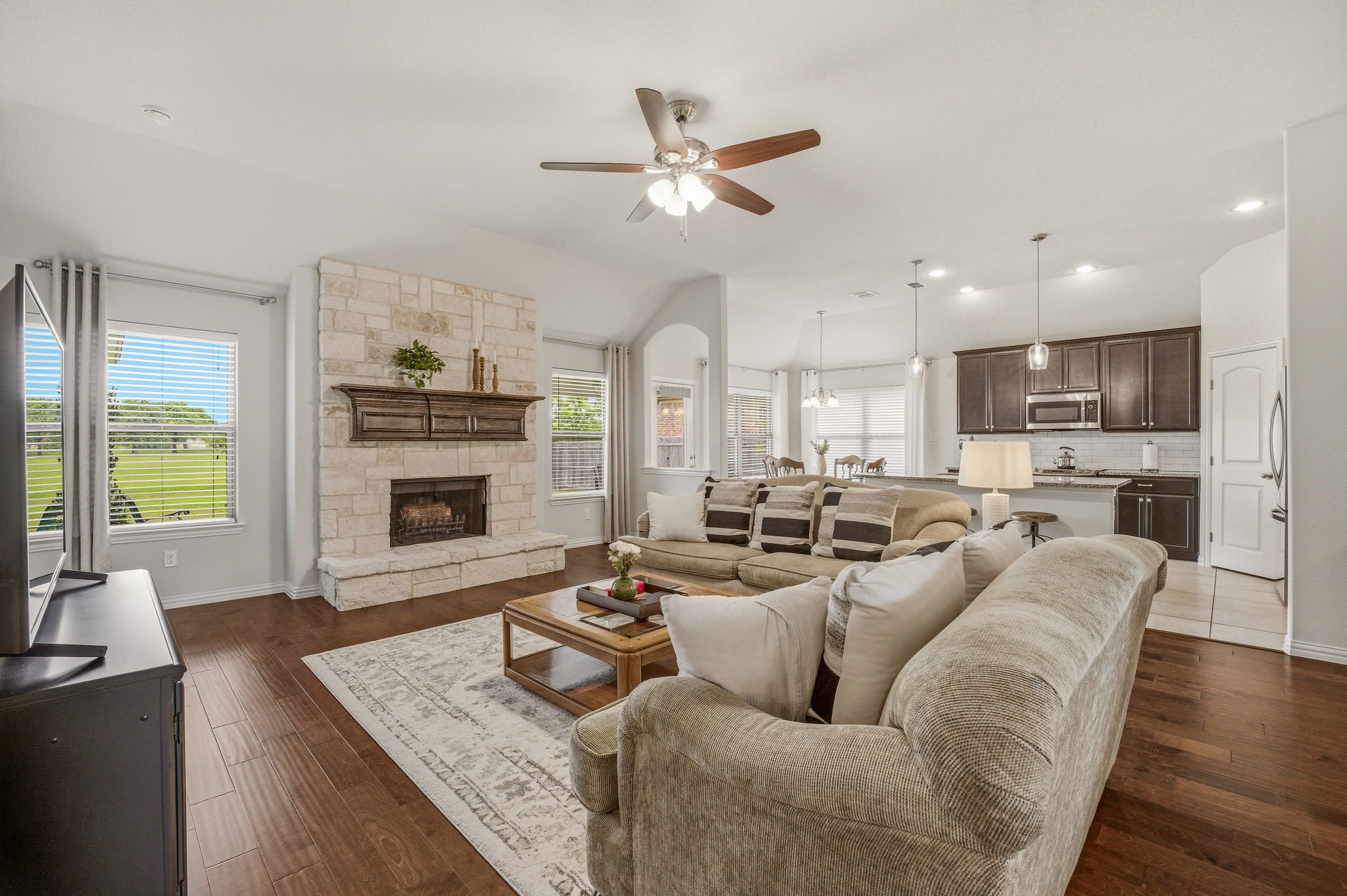 1021 Morningside Drive Burleson TX 76028