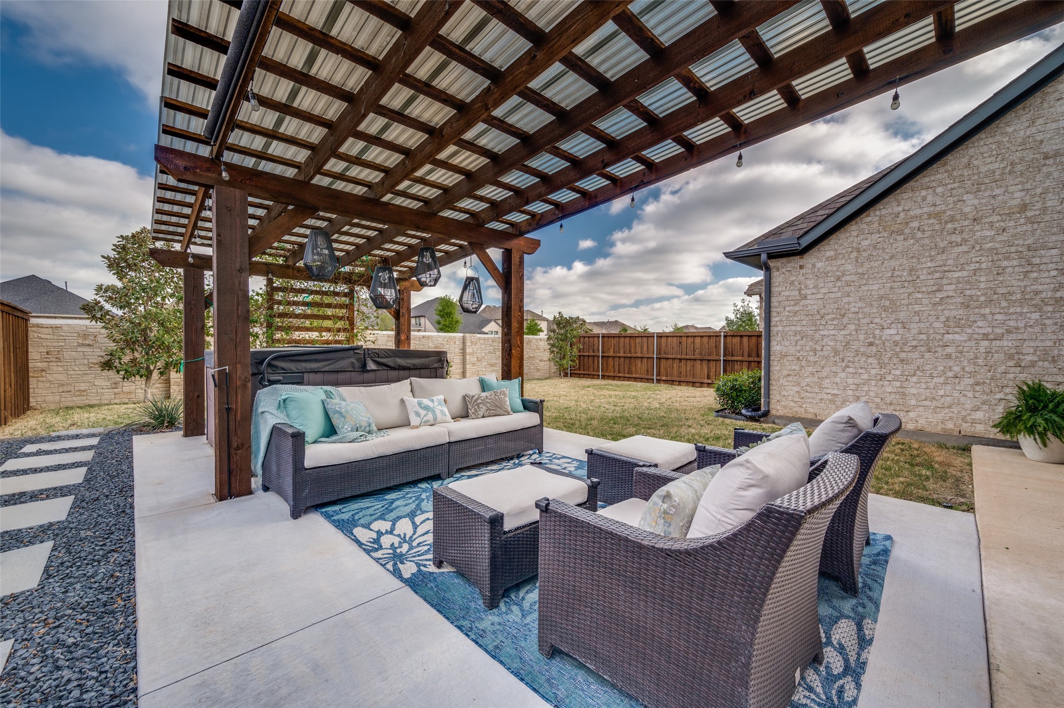 905 Hubbard Creek Trail Mckinney TX 75071