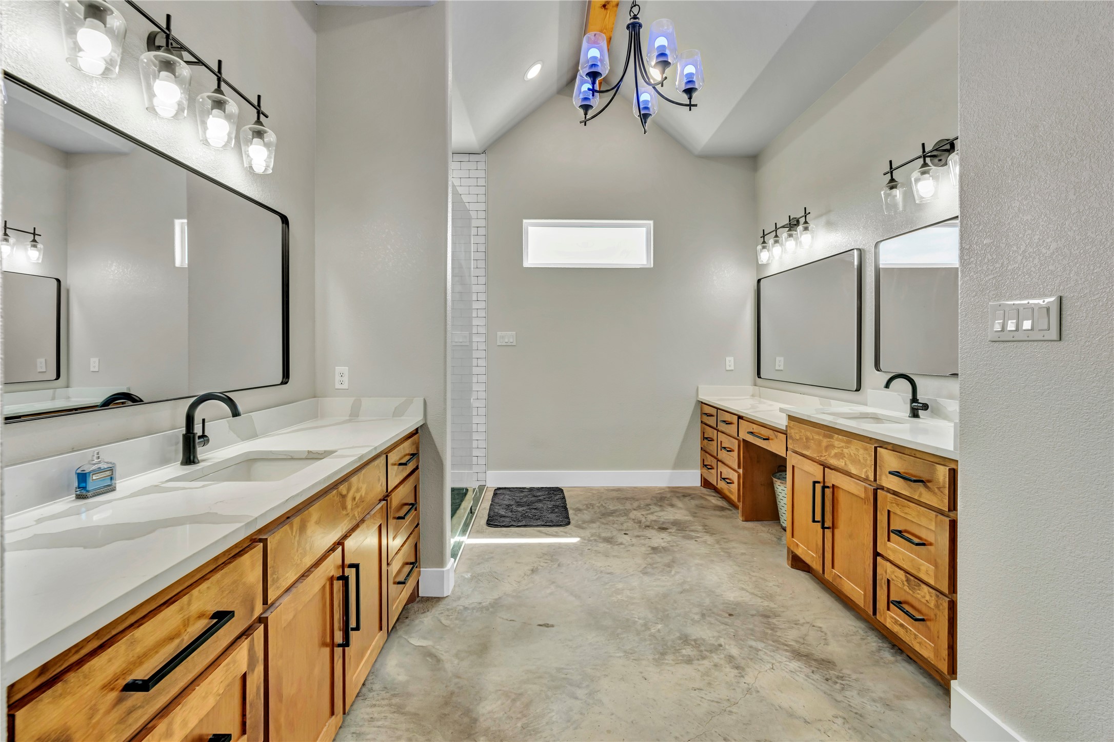 3763 County Road 1110 Rio Vista TX 76093