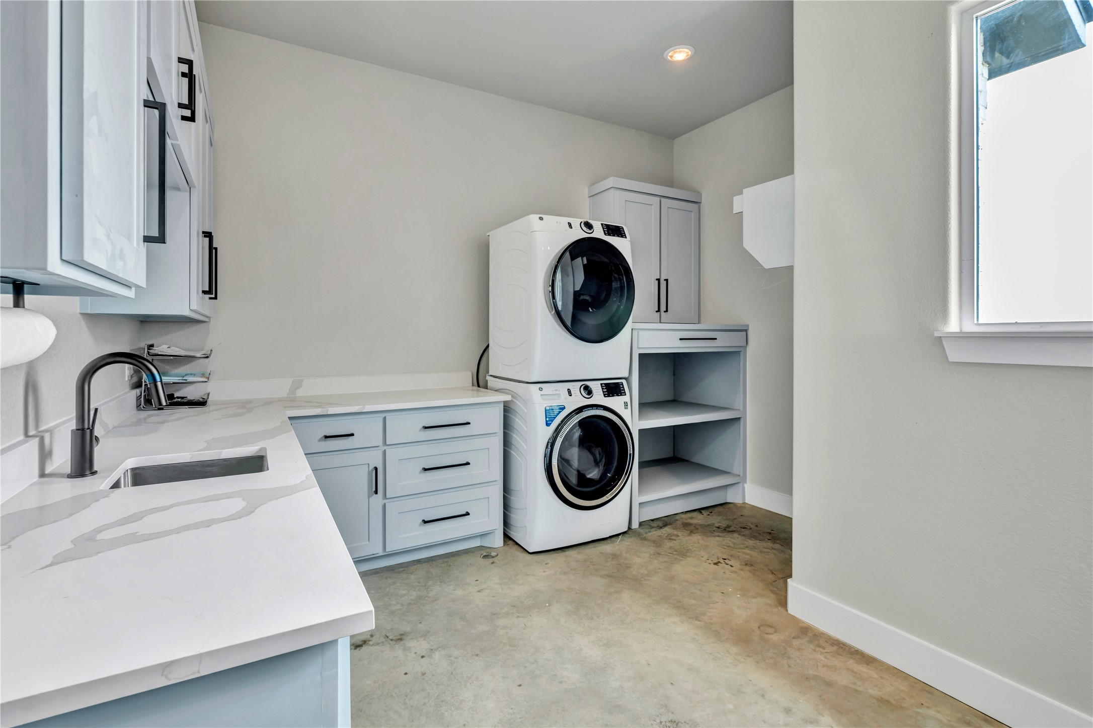 3763 County Road 1110 Rio Vista TX 76093