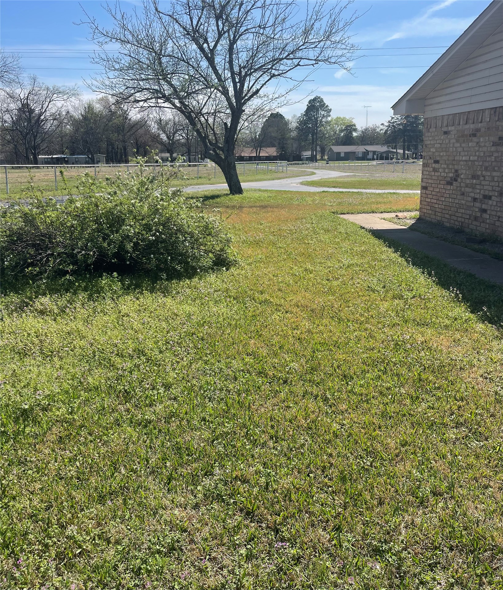 1624 County Road 1560 Alba TX 75410