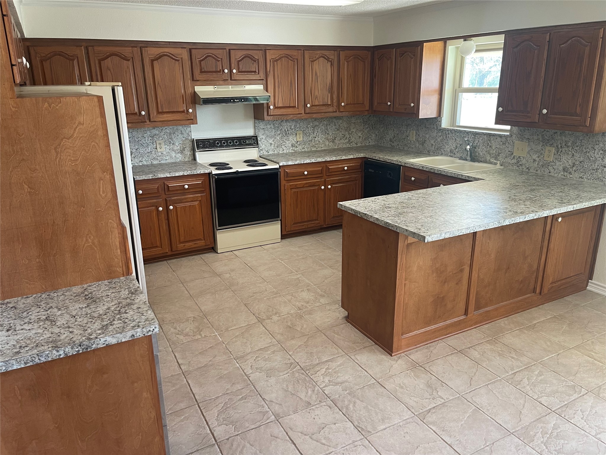 1624 County Road 1560 Alba TX 75410
