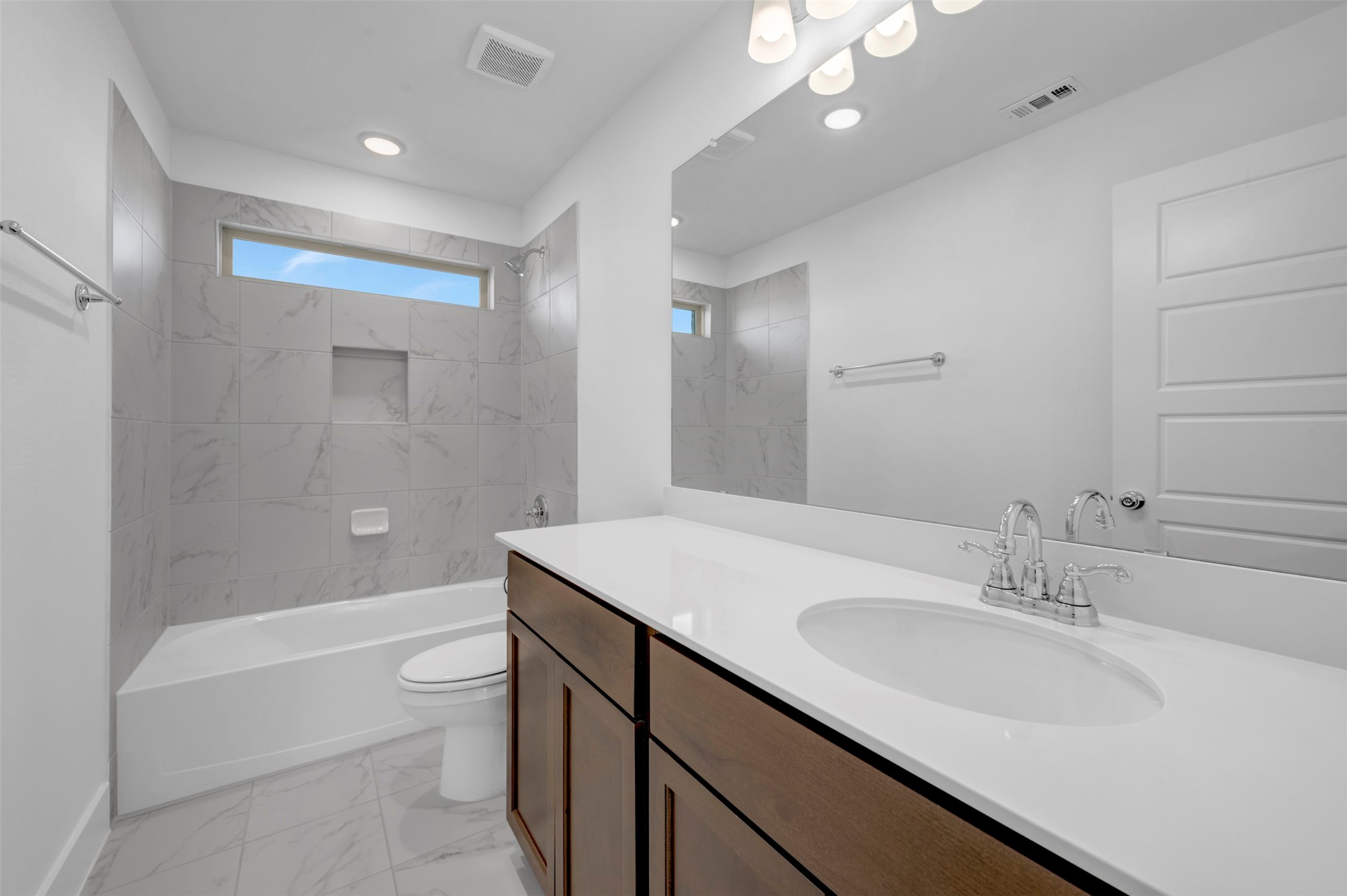 5040 Ressina Drive Aubrey TX 76227