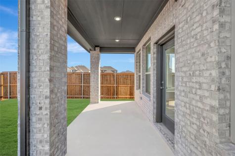5040 Ressina Drive Aubrey TX 76227