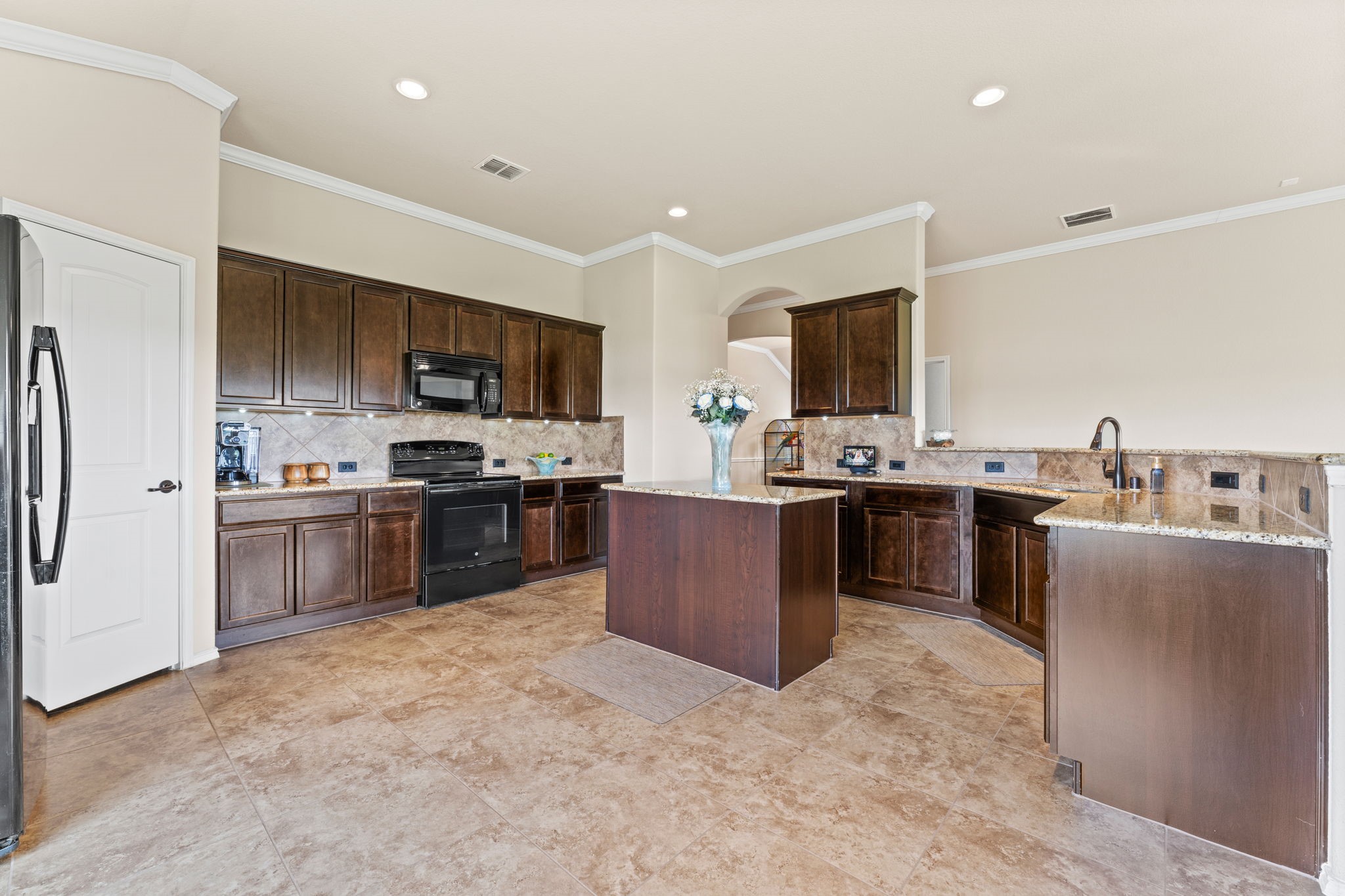 8400 Sioux Trail Aubrey TX 76227