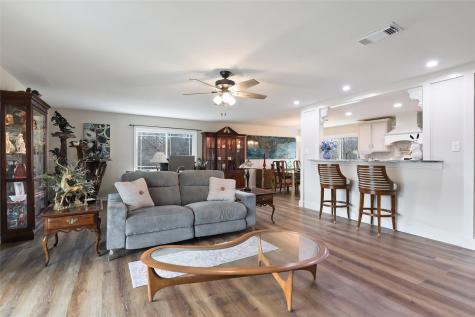 110 Vanshire Road W Lakeside TX 76108