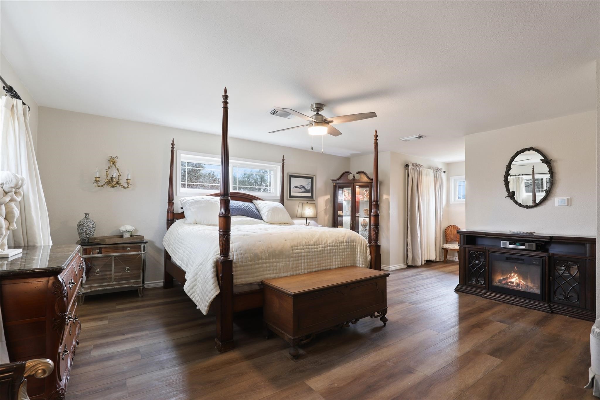 110 Vanshire Road W Lakeside TX 76108