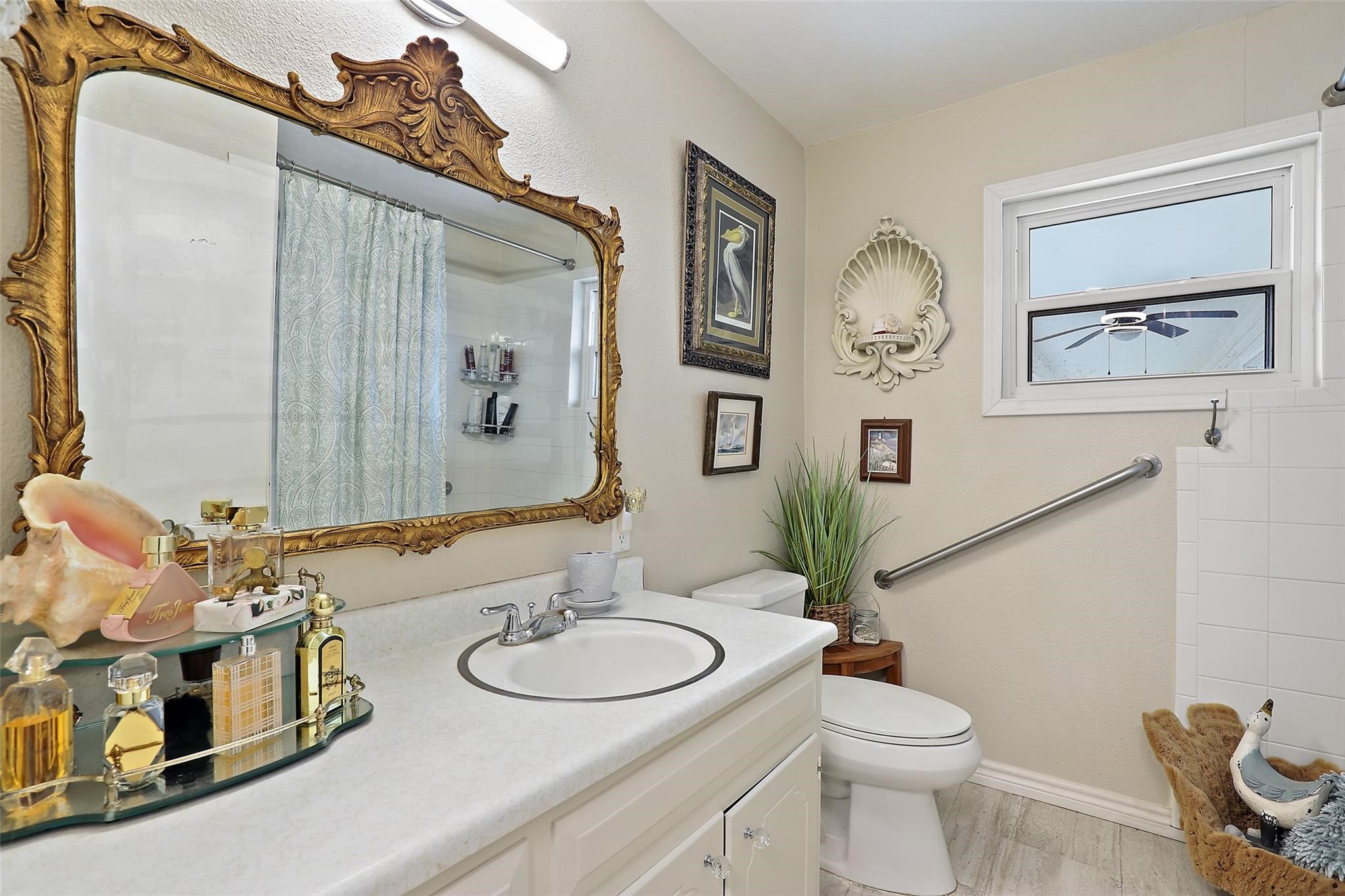 110 Vanshire Road W Lakeside TX 76108