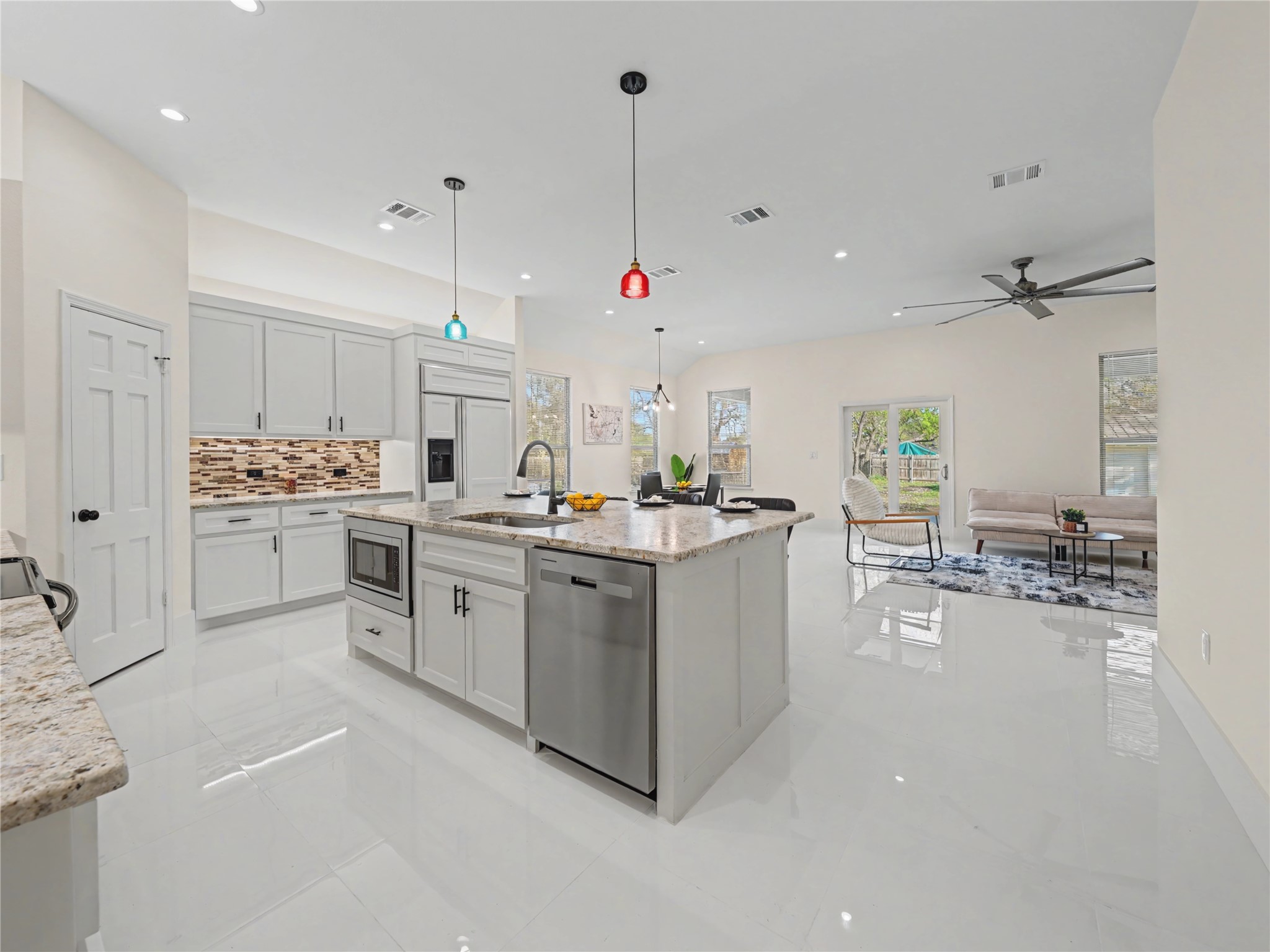 7712 Colton Drive White Settlement TX 76108