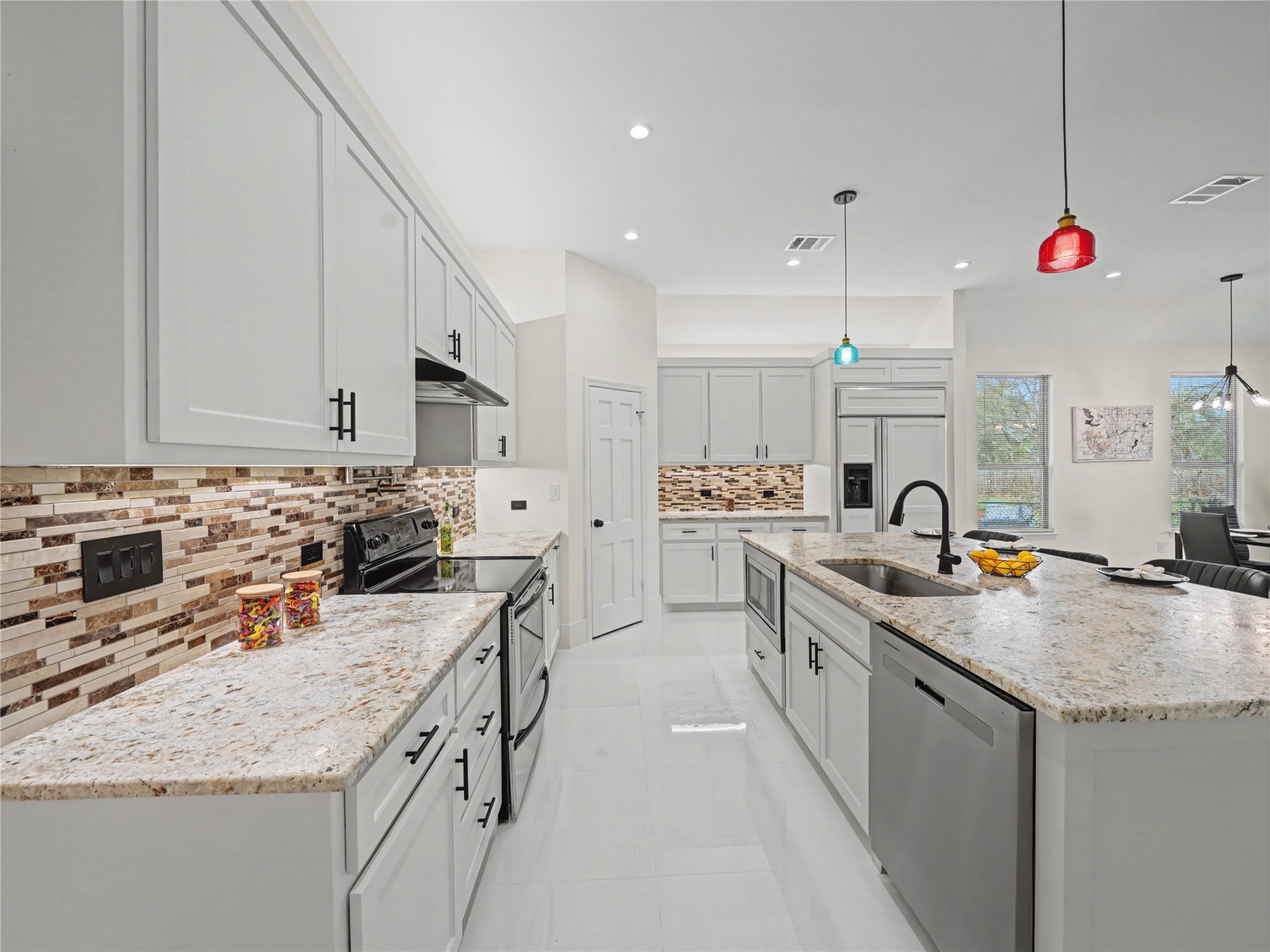 7712 Colton Drive White Settlement TX 76108