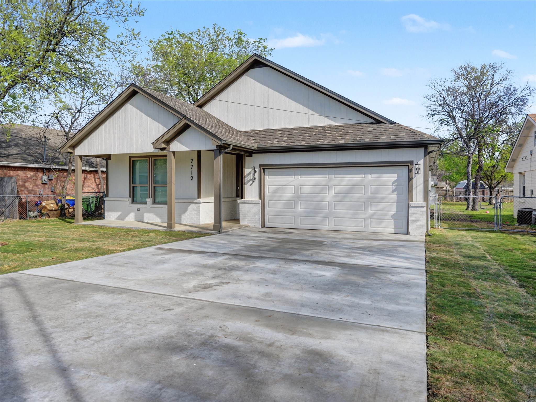 7712 Colton Drive White Settlement TX 76108