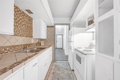 1811 Vatican Lane Dallas TX 75224
