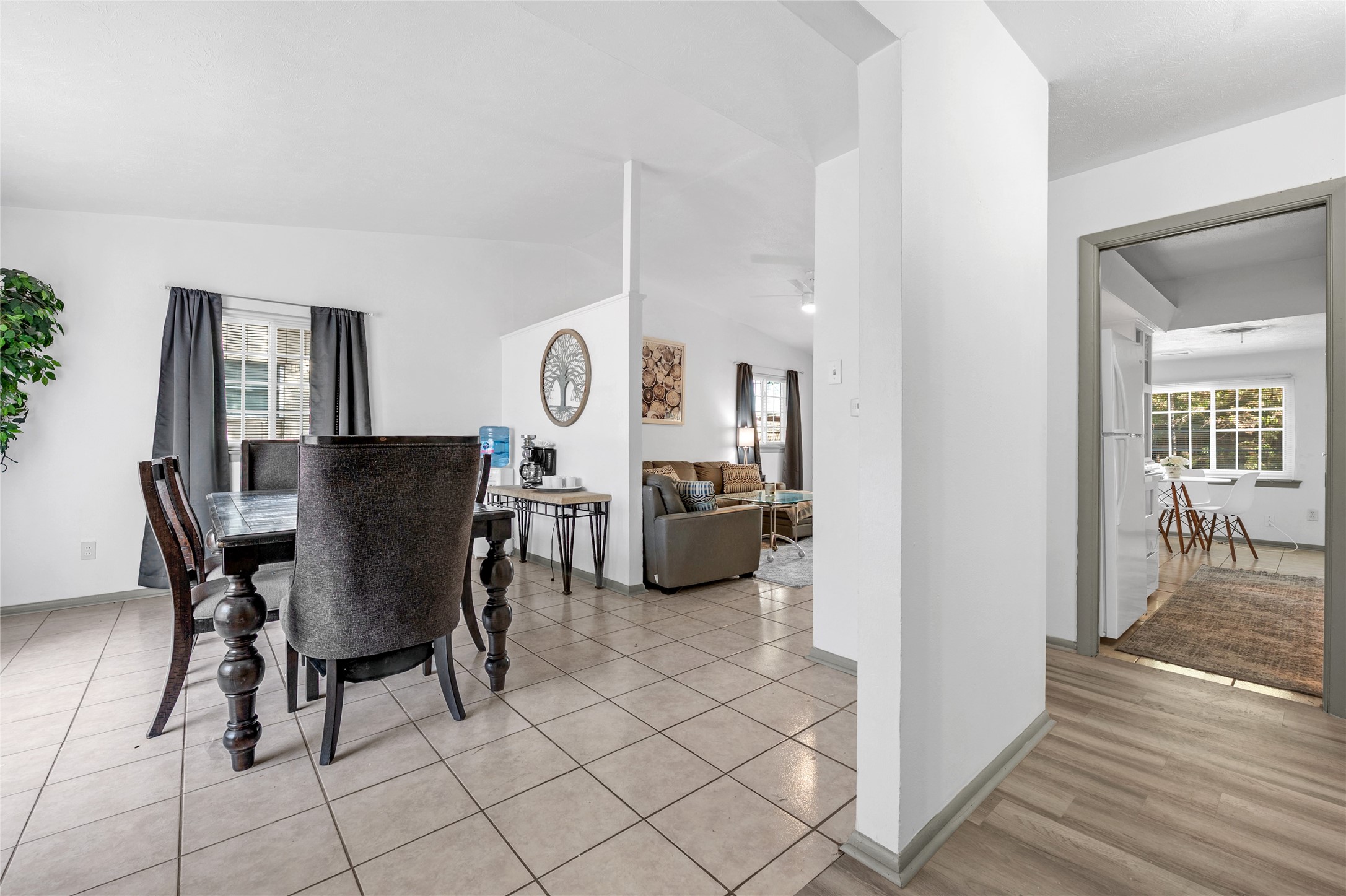 1811 Vatican Lane Dallas TX 75224