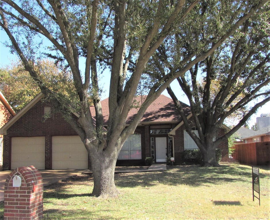 4140 Norway Lane Grand Prairie TX 75052