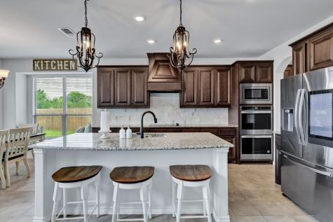 510 Zinnia Loop Midlothian TX 76065