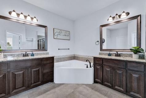 510 Zinnia Loop Midlothian TX 76065