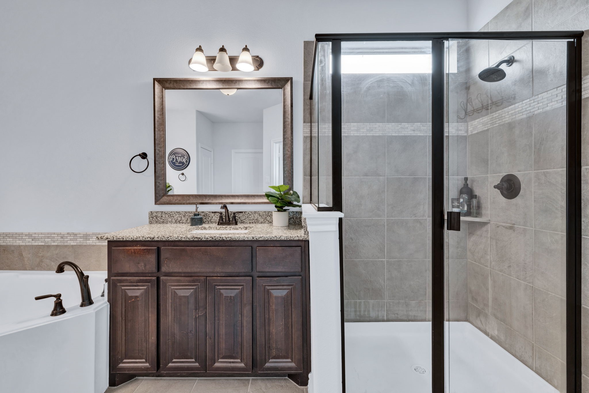 510 Zinnia Loop Midlothian TX 76065
