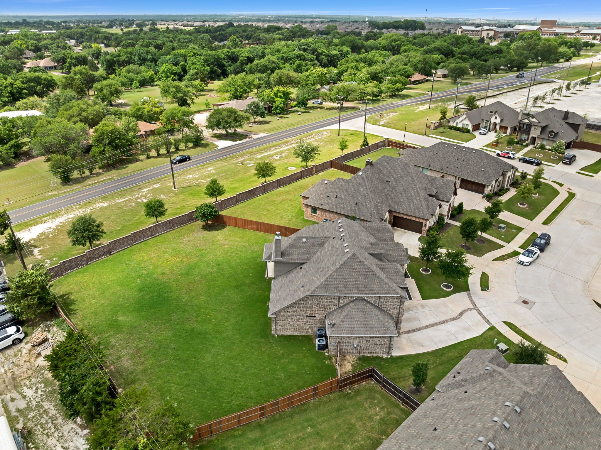 510 Zinnia Loop Midlothian TX 76065