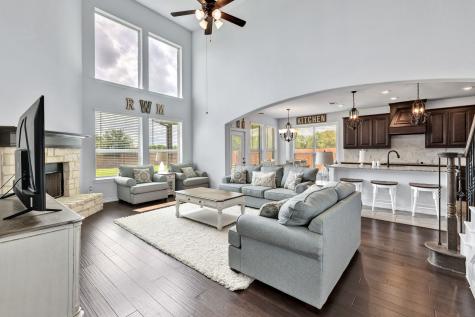 510 Zinnia Loop Midlothian TX 76065