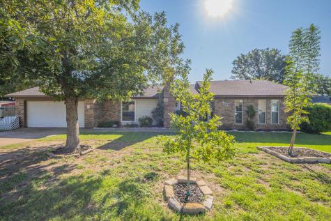 901 Cottonwood Trail Benbrook TX 76126