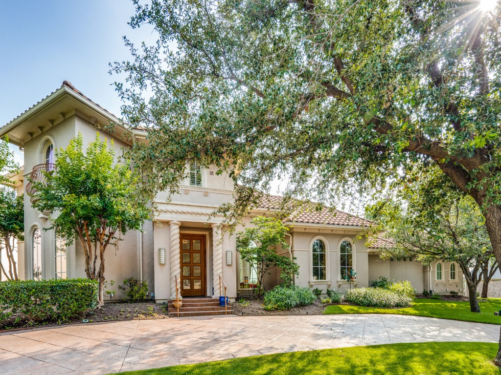 4504 Redwood Court Irving TX 75038