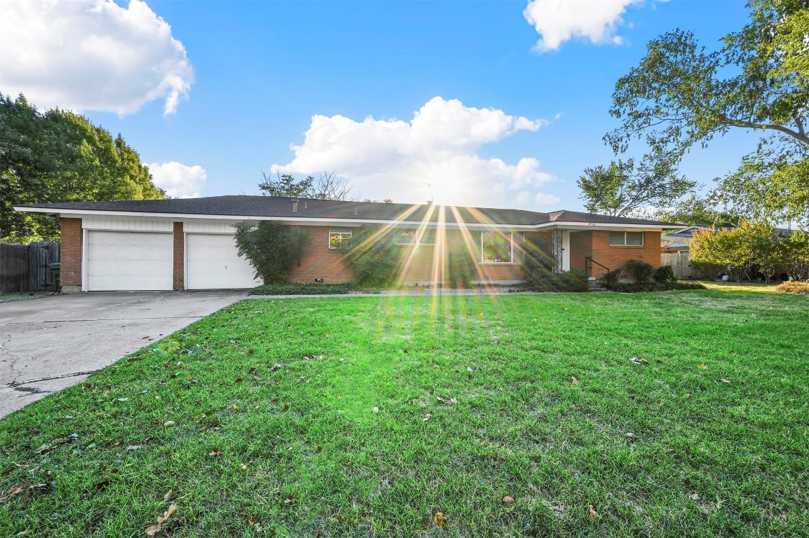 4712 Deville Drive North Richland Hills TX 76180