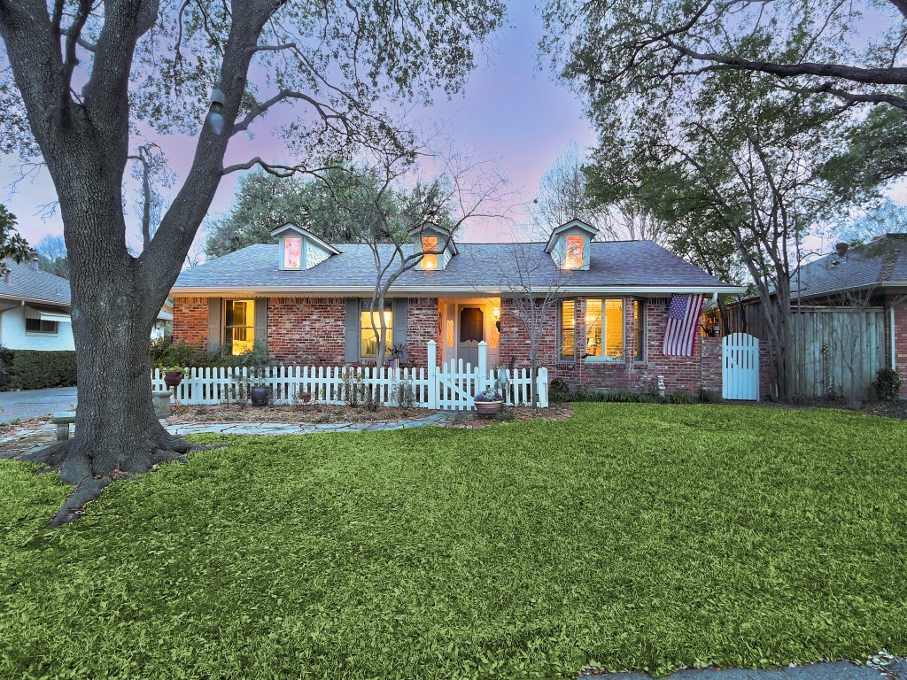6240 Saint Albans Drive Dallas TX 75214