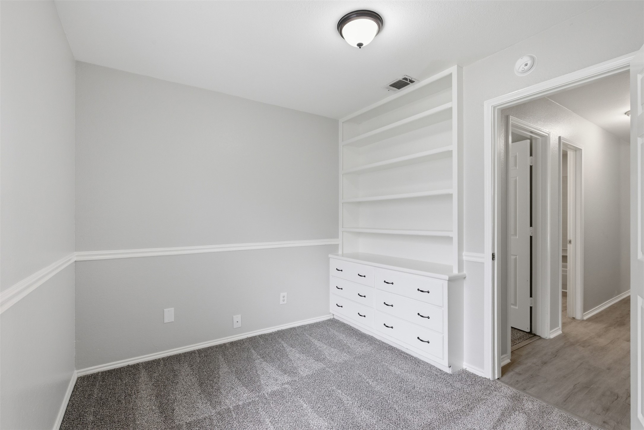 6640 Inwood Drive Watauga TX 76148
