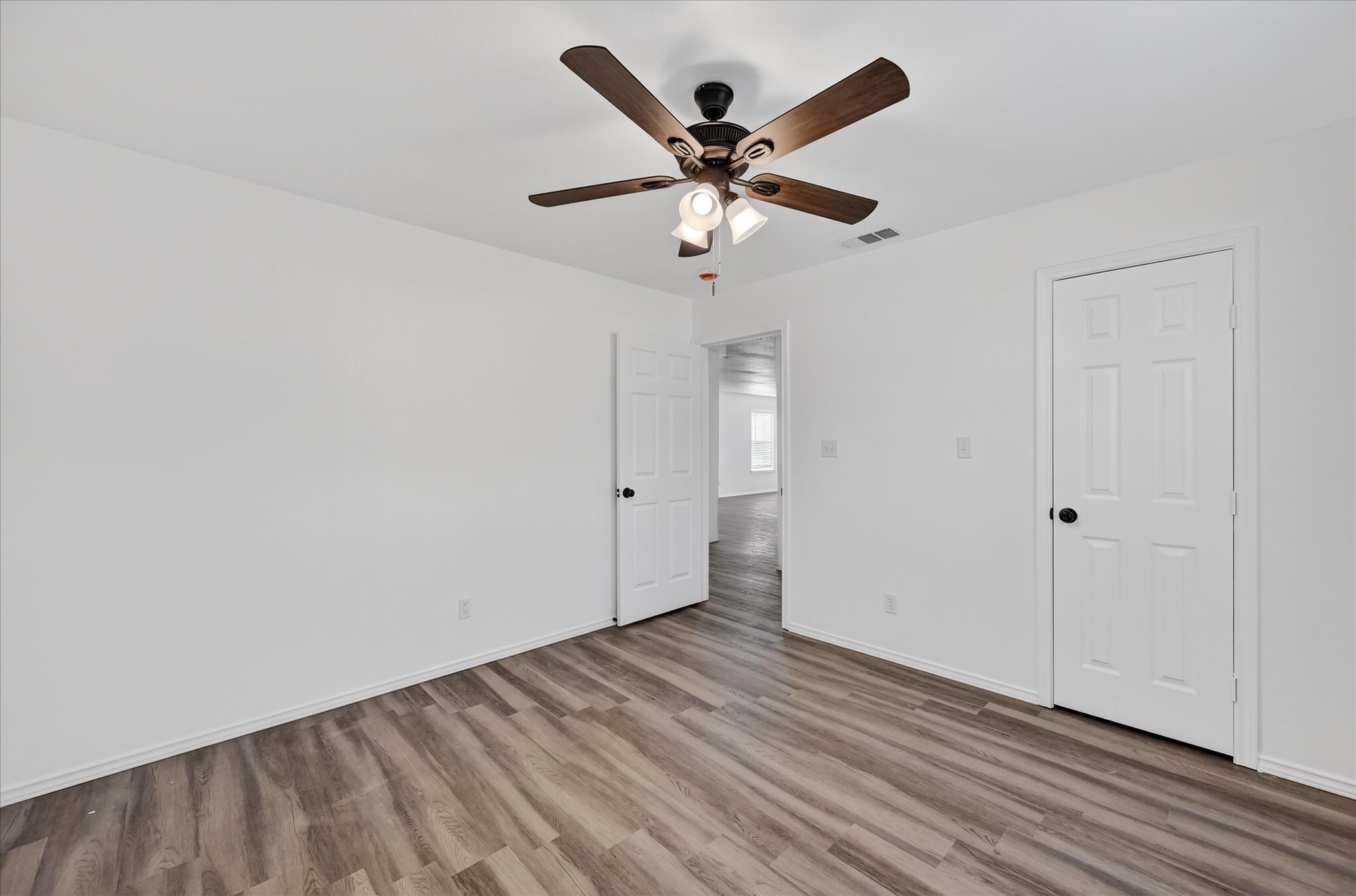 412 Susan Drive Kennedale TX 76060