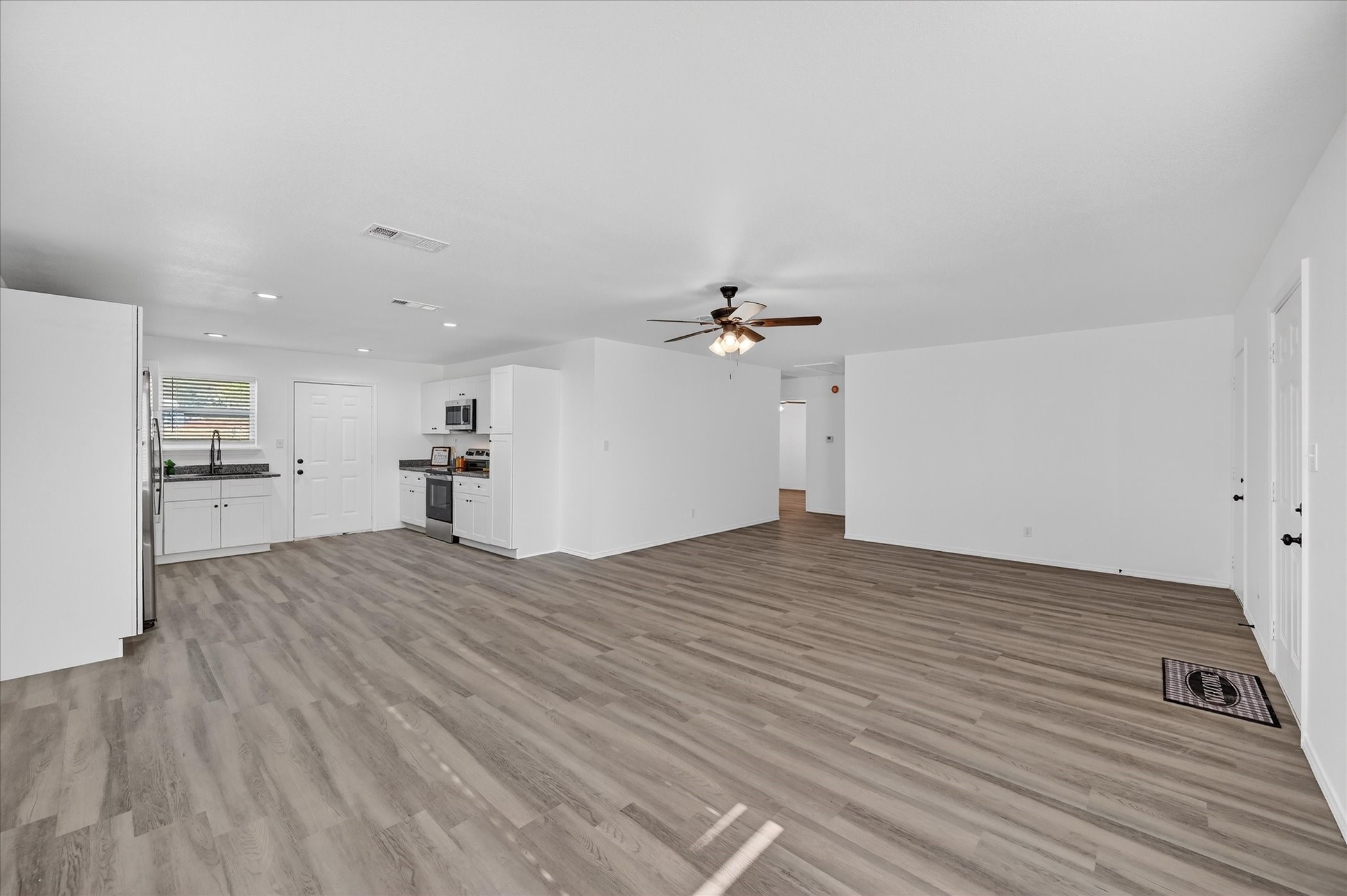412 Susan Drive Kennedale TX 76060