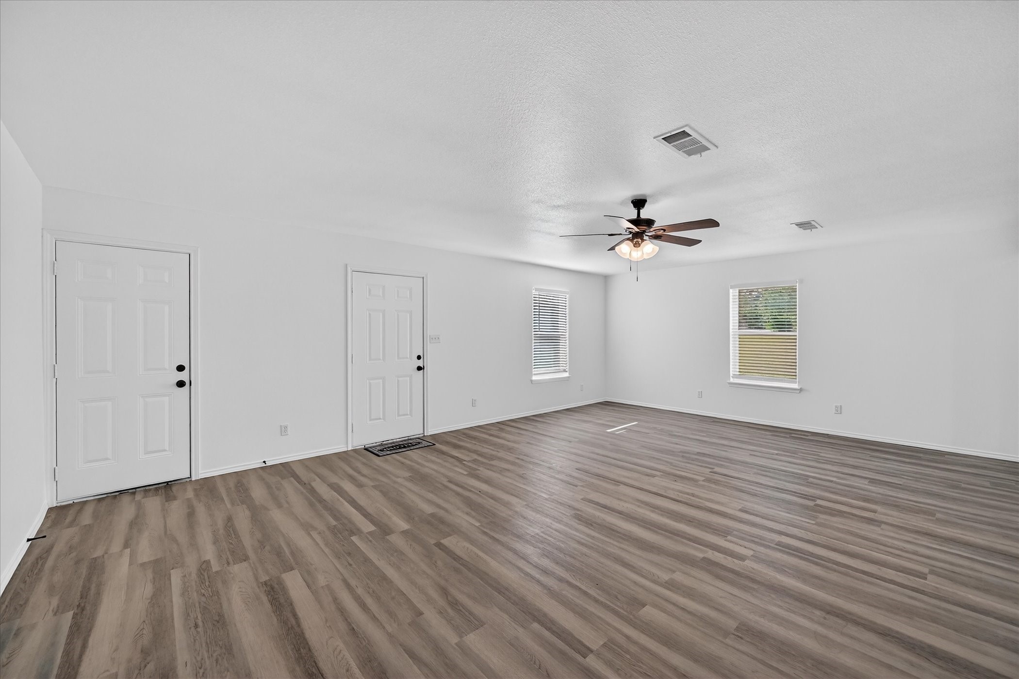 412 Susan Drive Kennedale TX 76060