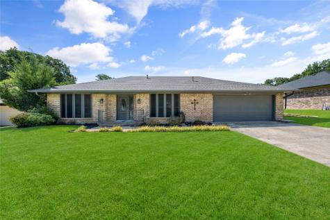 5212 Rustle Leaf Drive Arlington TX 76017