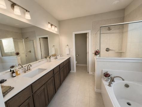 131 Llanos Drive Decatur TX 76234