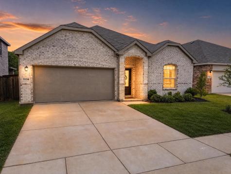 3512 Maroon Creek Road Aubrey TX 76227