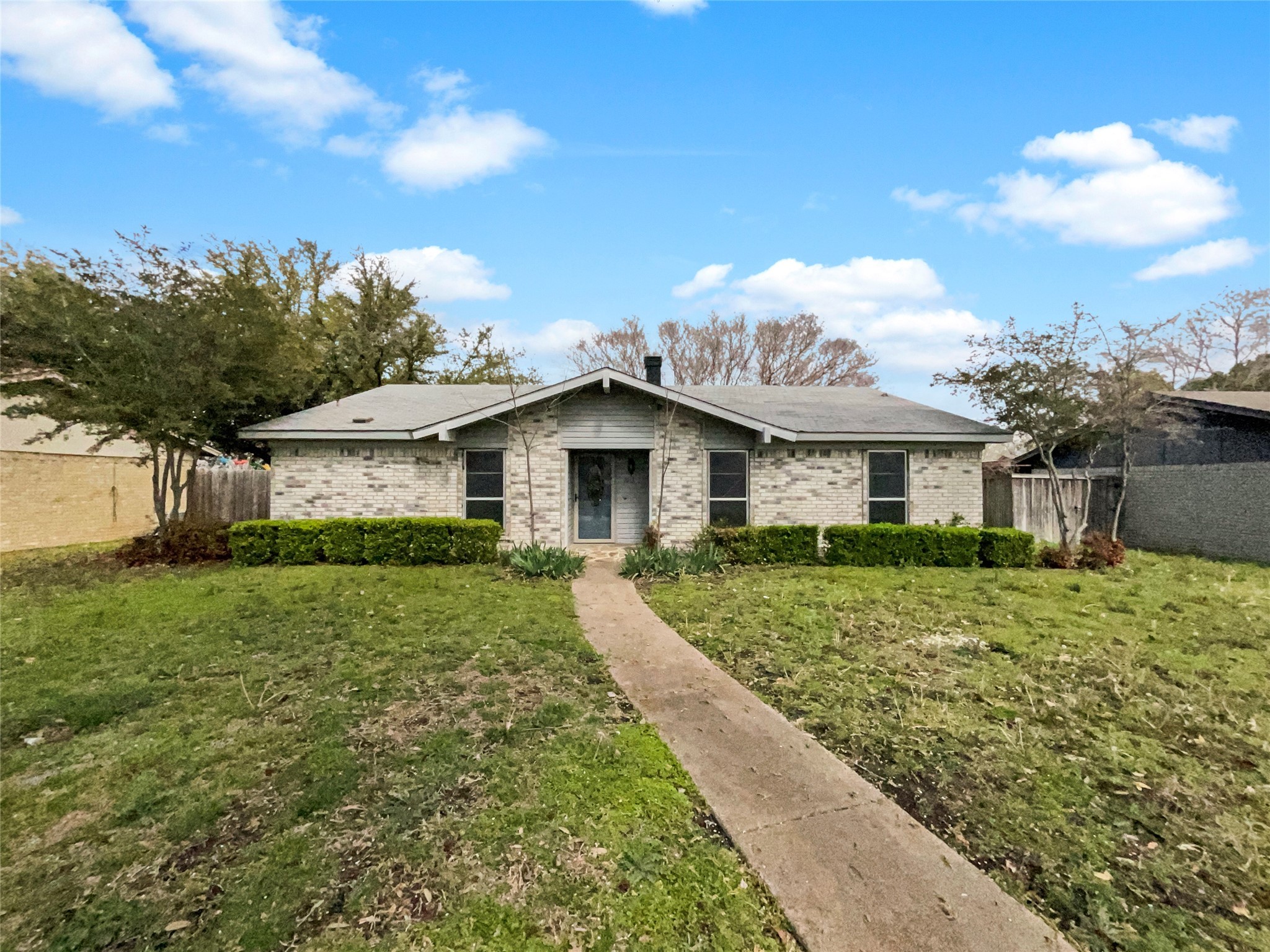 1913 Meridian Way Garland TX 75040