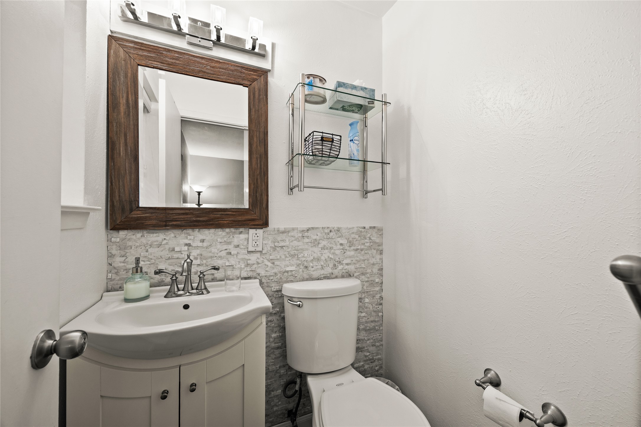 1407 Donley Drive Euless TX 76039