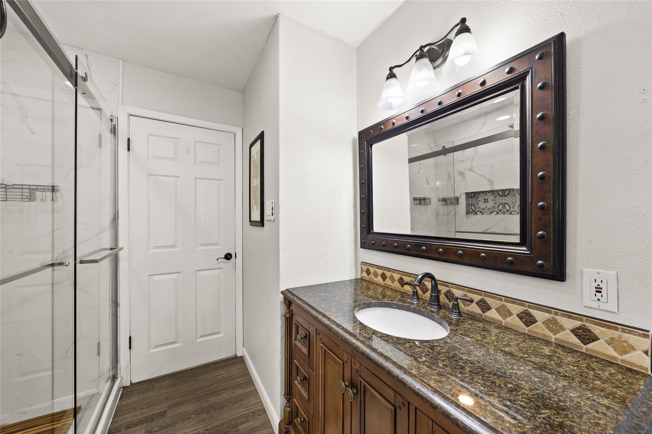 1407 Donley Drive Euless TX 76039