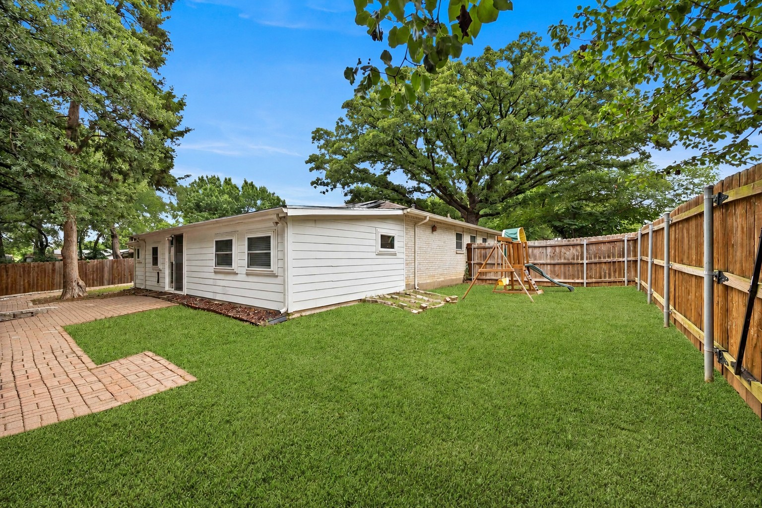 1407 Donley Drive Euless TX 76039
