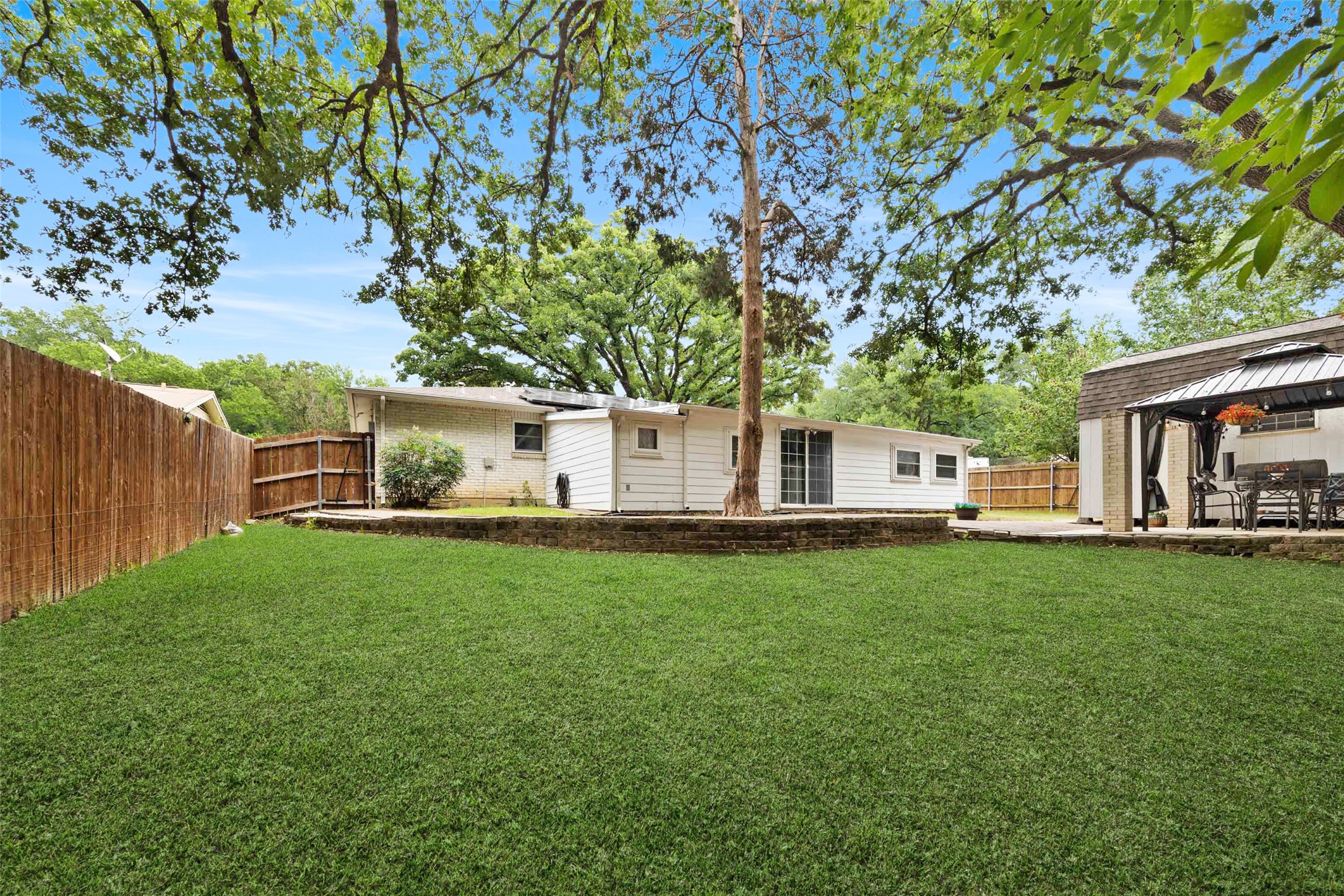 1407 Donley Drive Euless TX 76039