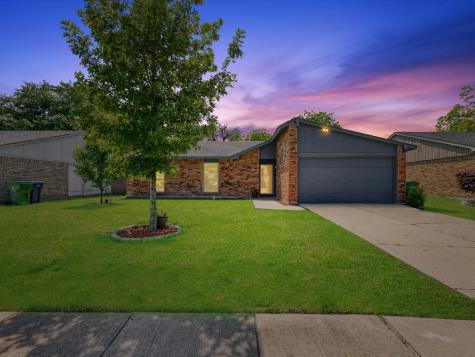 5601 Briarcrest Drive Garland TX 75043