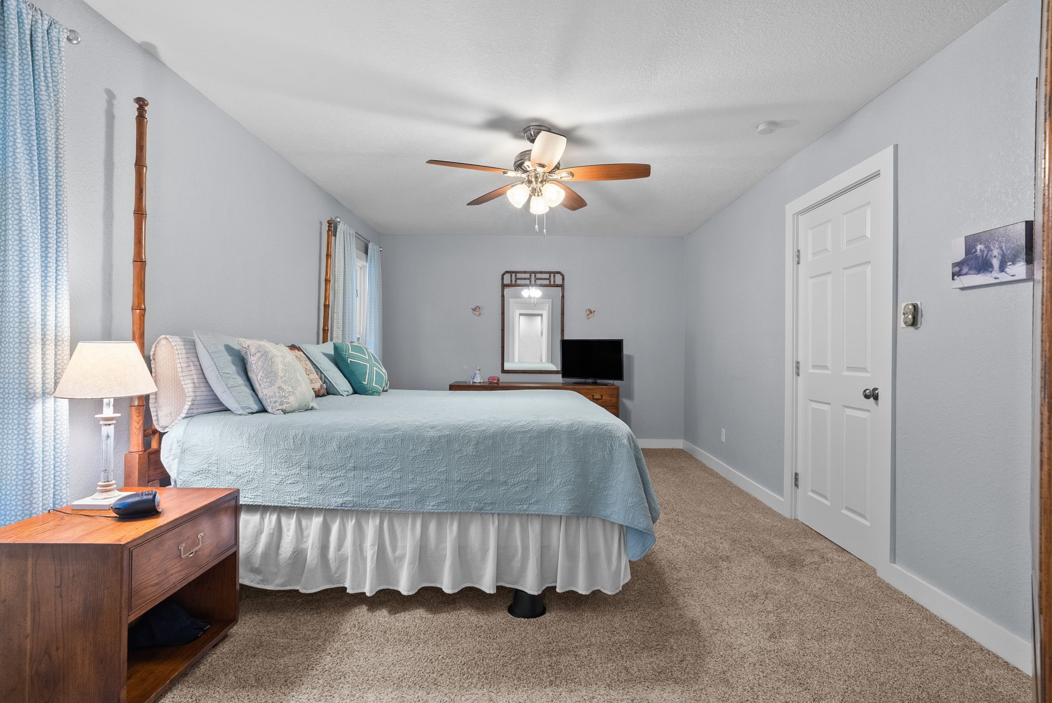 119 W Akard Street Weatherford TX 76086