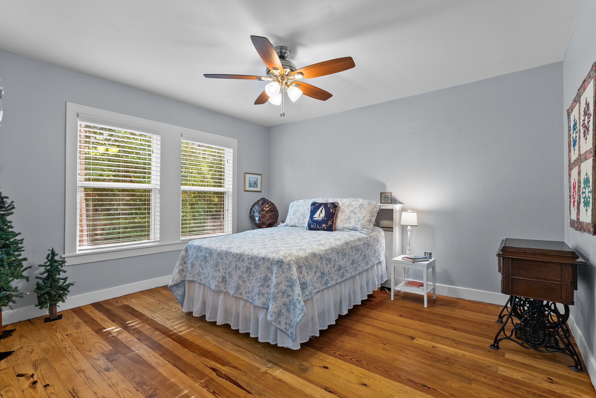 119 W Akard Street Weatherford TX 76086