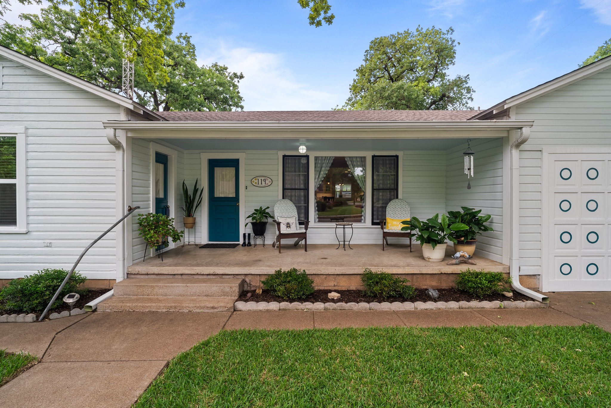 119 W Akard Street Weatherford TX 76086