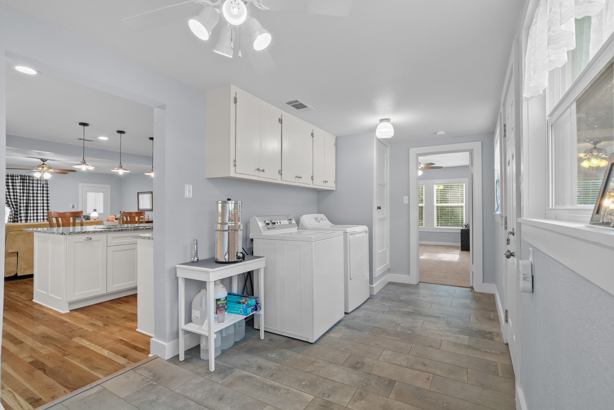 119 W Akard Street Weatherford TX 76086