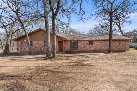 1447 Red Gate Road Mart TX 76664