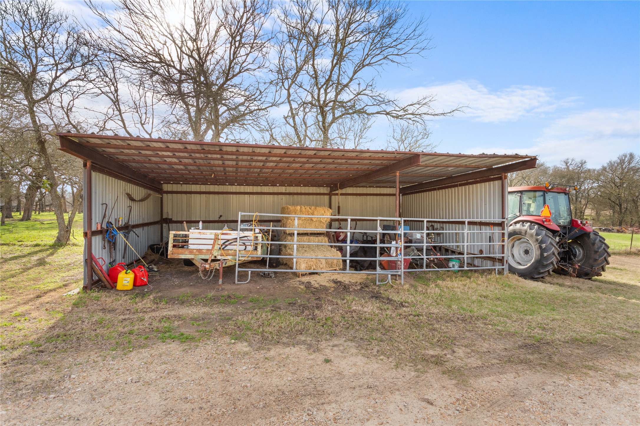 1447 Red Gate Road Mart TX 76664