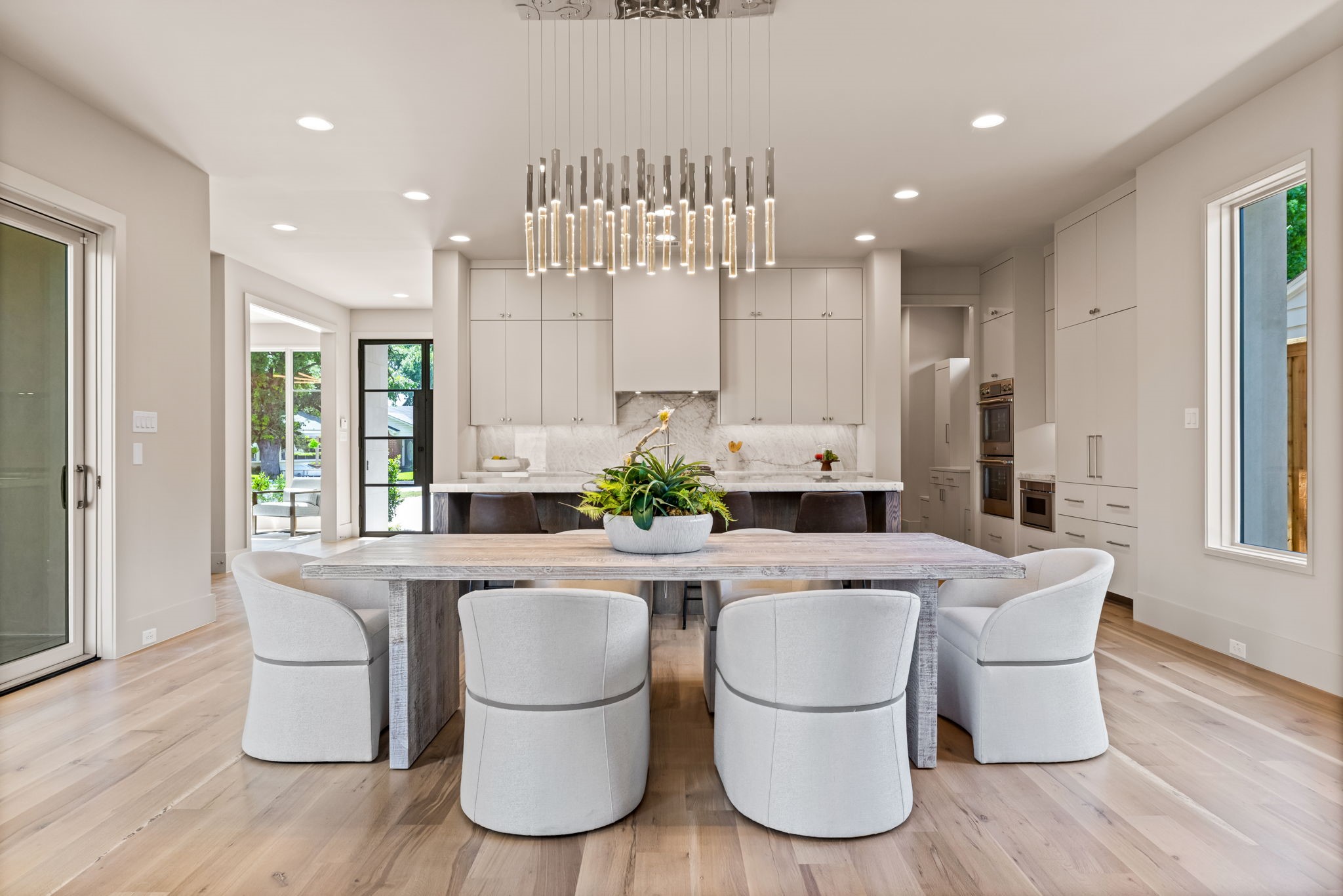 7718 Morton Street Dallas TX 75209