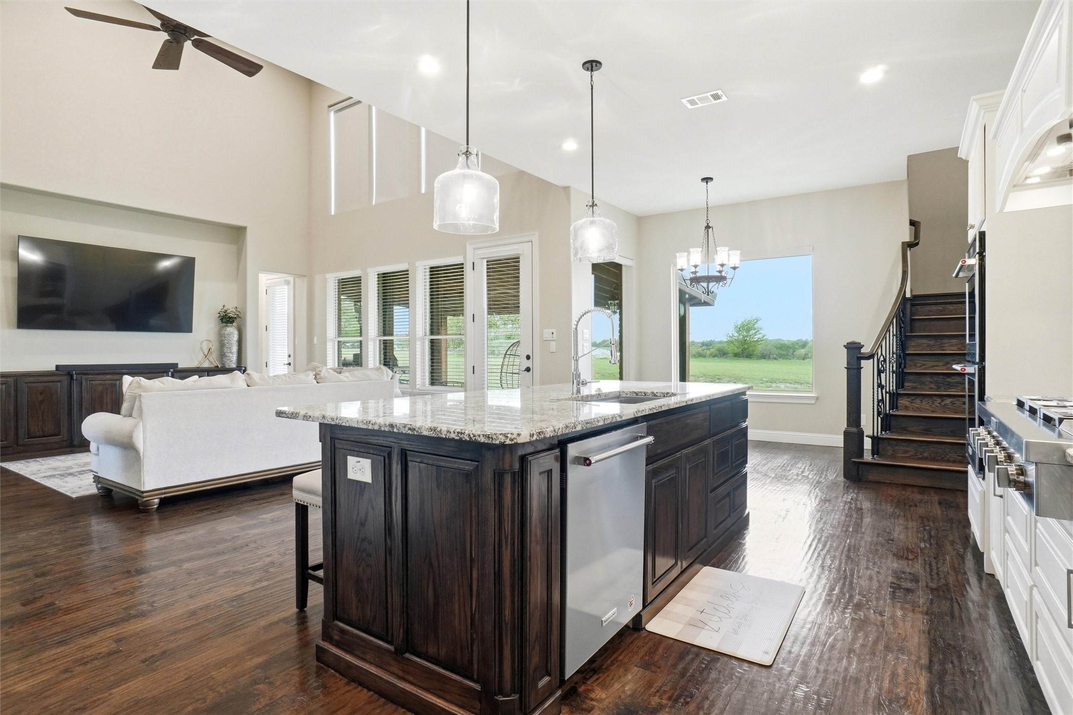 9517 Indian Trail Sanger TX 76266