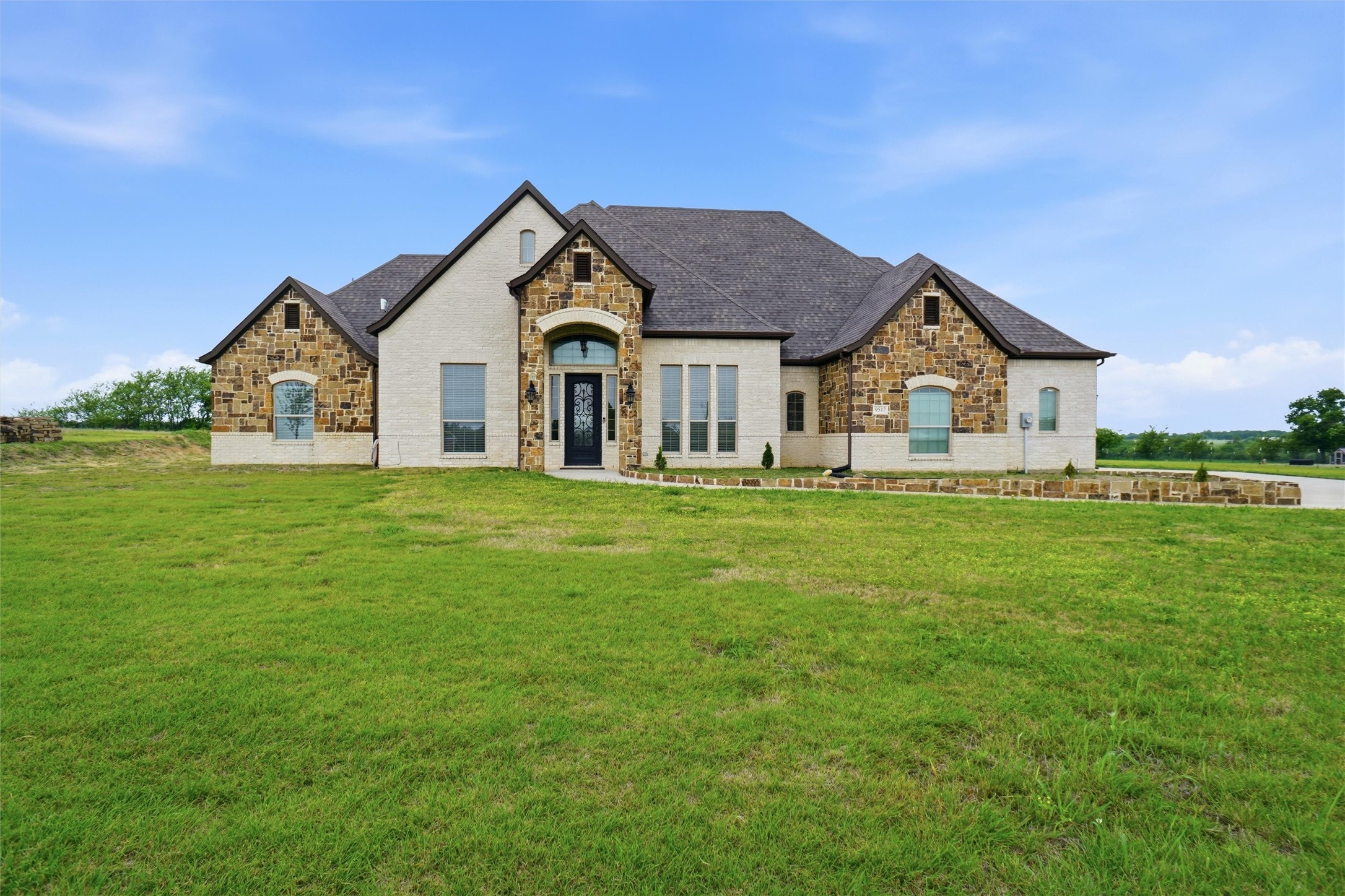 9517 Indian Trail Sanger TX 76266