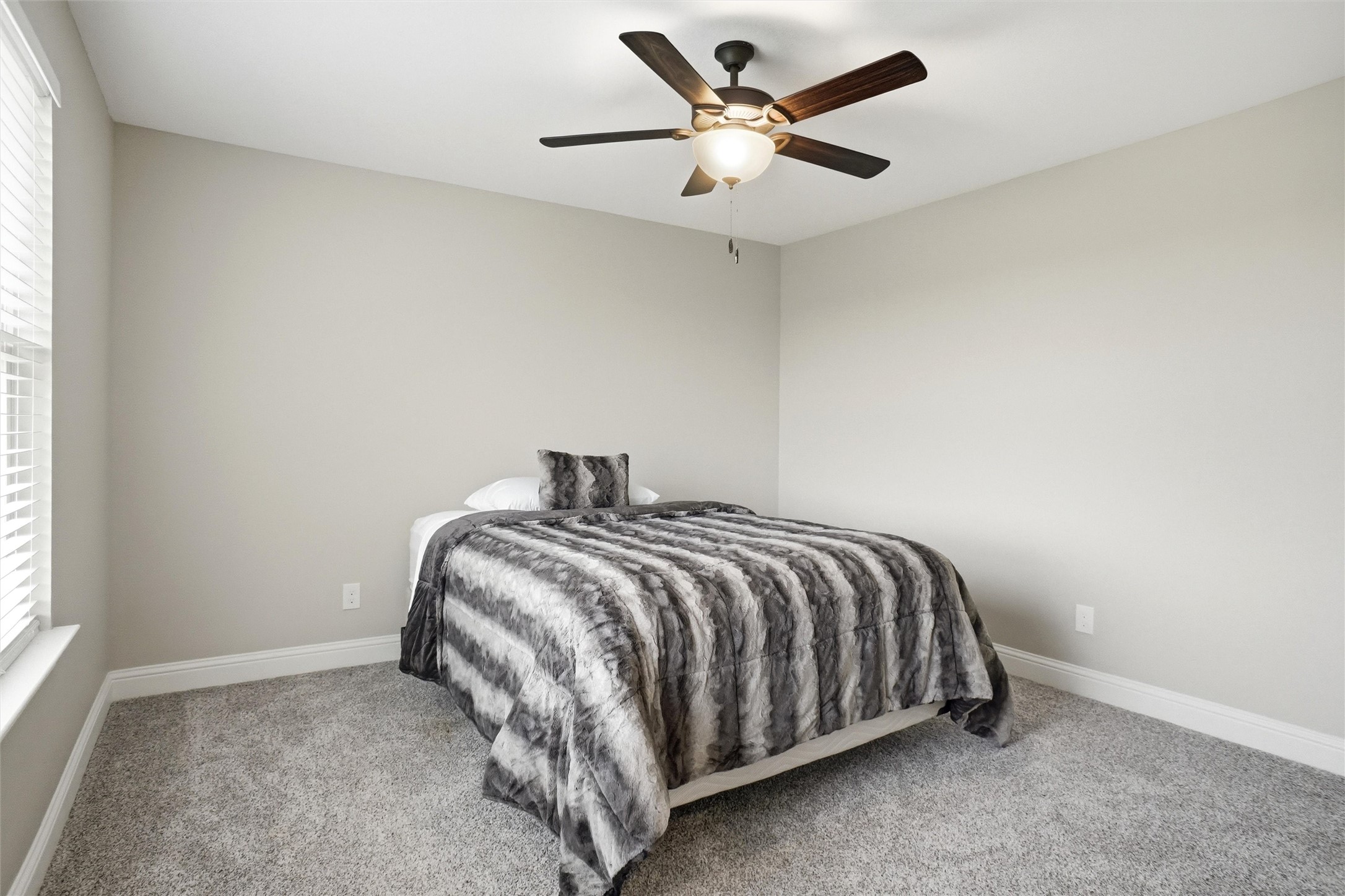 9517 Indian Trail Sanger TX 76266